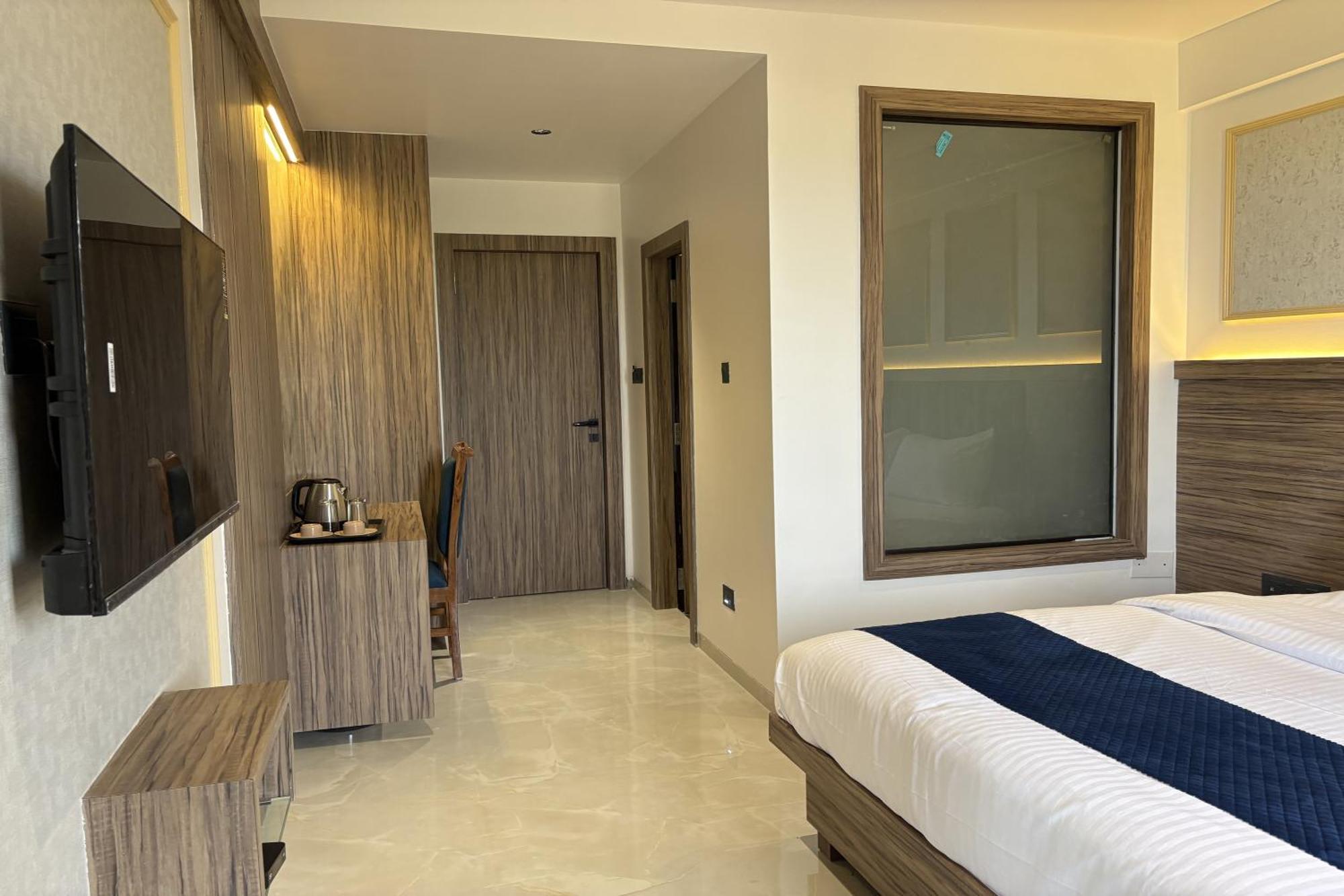 Hotel Kushala Grand, Dombivali Mangrul Exterior photo
